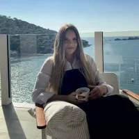 Magdalena Petrusic, Tickets&Tours Expert